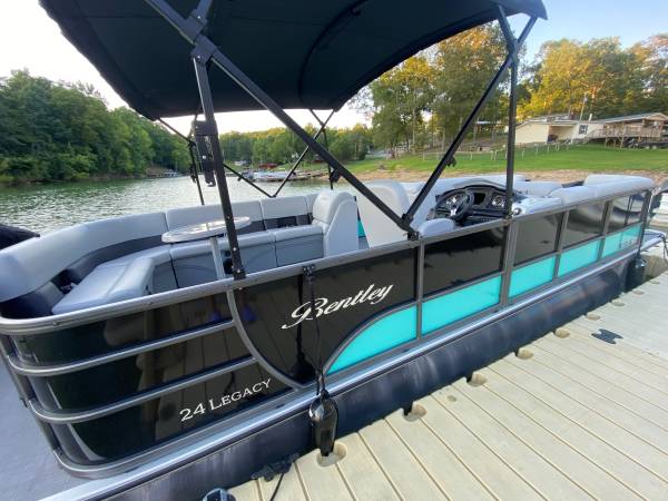 Boats For Sale in Maryville, TN by owner | 2023 BENTLEY 240 cruise xl